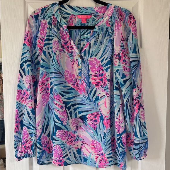 Lilly Pulitzer Tops - Lilly Pulitzer Elsa Tropical Floral Tunic in Pink & Blue
